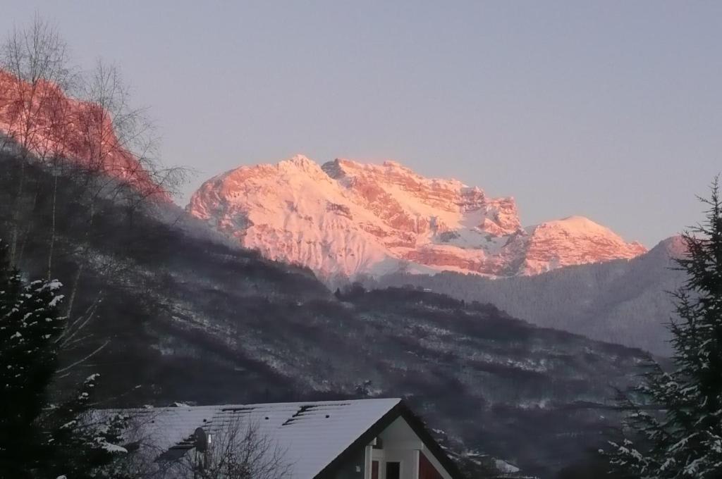 Hotel Golf Et Montagne Talloires Luaran gambar